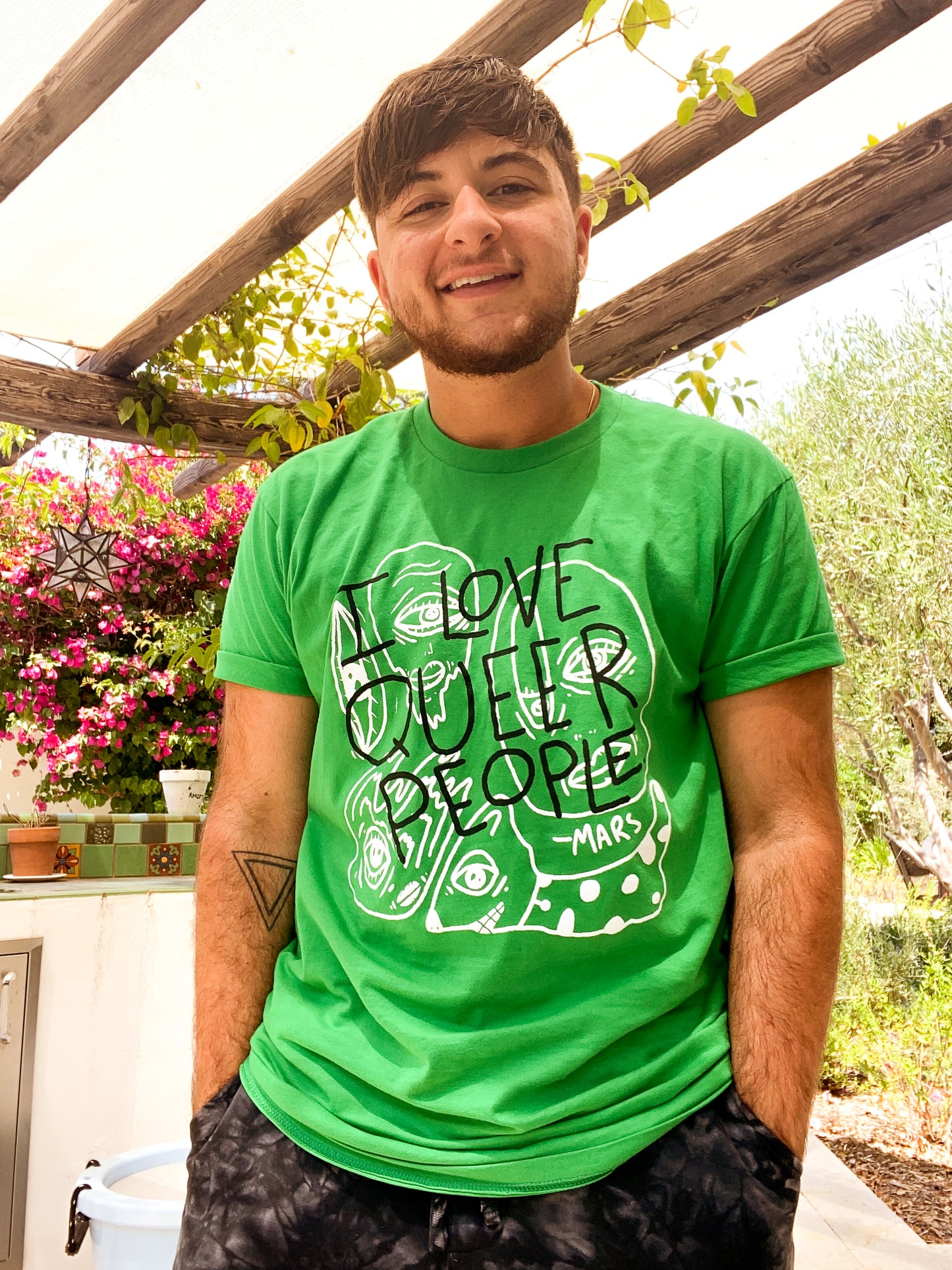 I LOVE QUEER PPL SHIRT