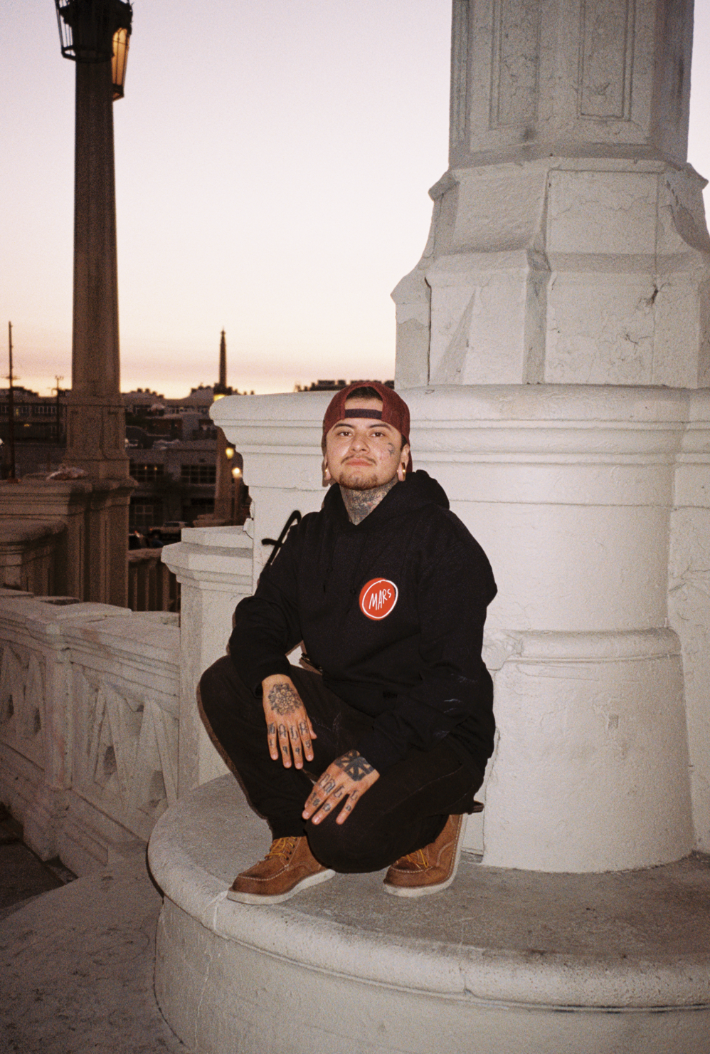 LOVEABLE - HOODIE