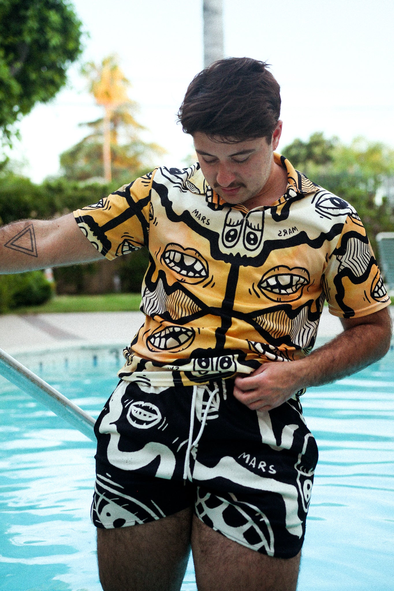 Eye Mouth Wiggle Summer Polo