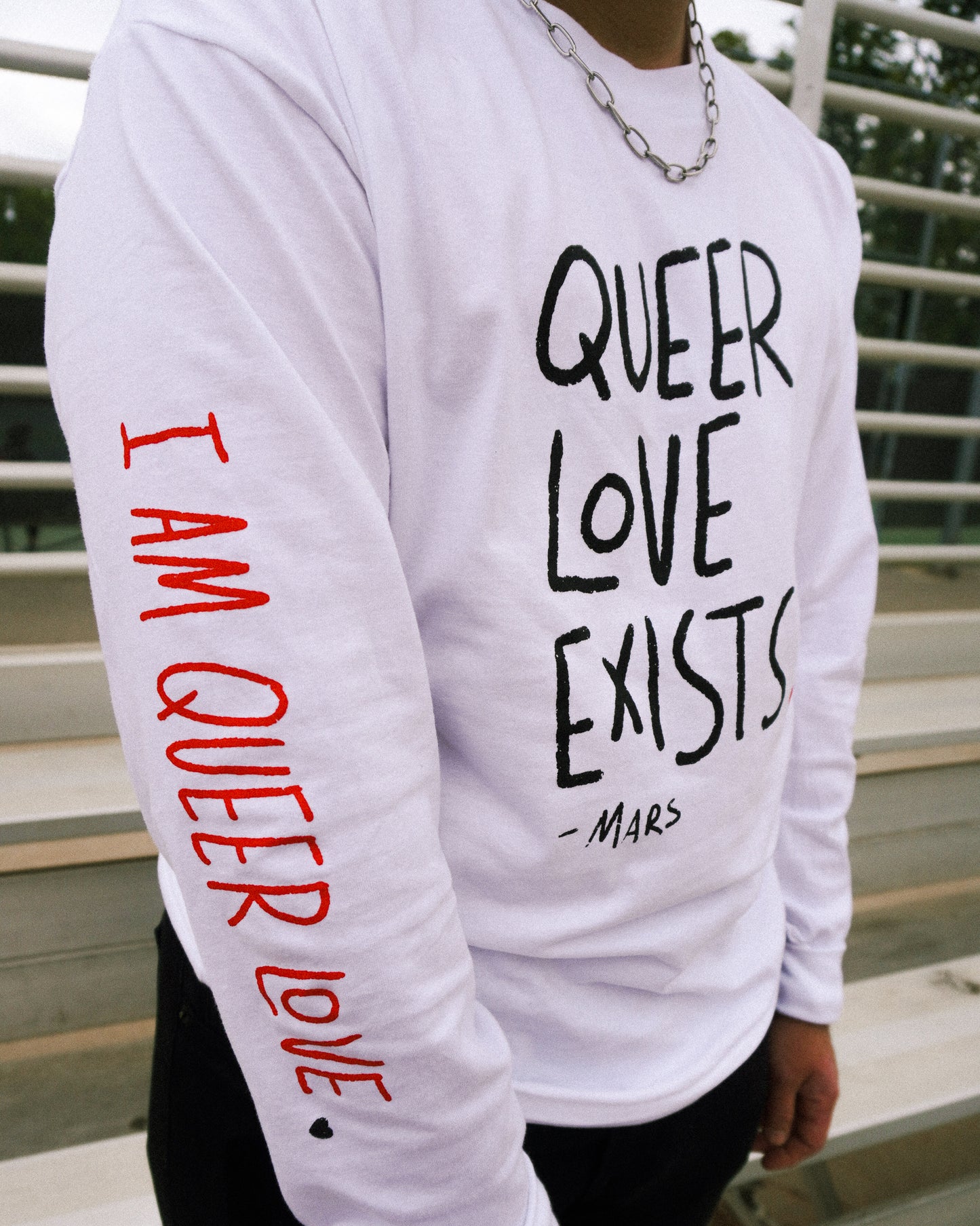 QUEER LOVE EXISTS