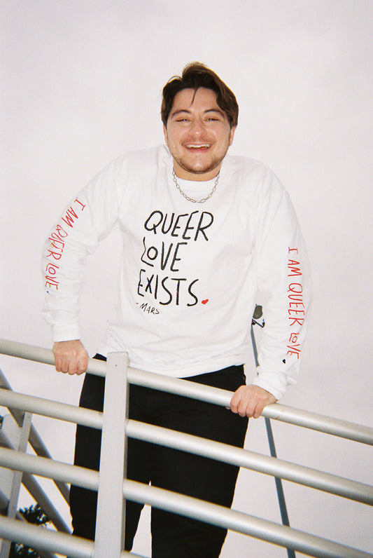 QUEER LOVE EXISTS